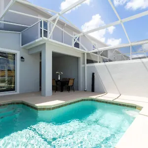 Сasa de vacaciones Gorgeous 4bd Close To W/ Pool @ Champions Gate 1196, Davenport
